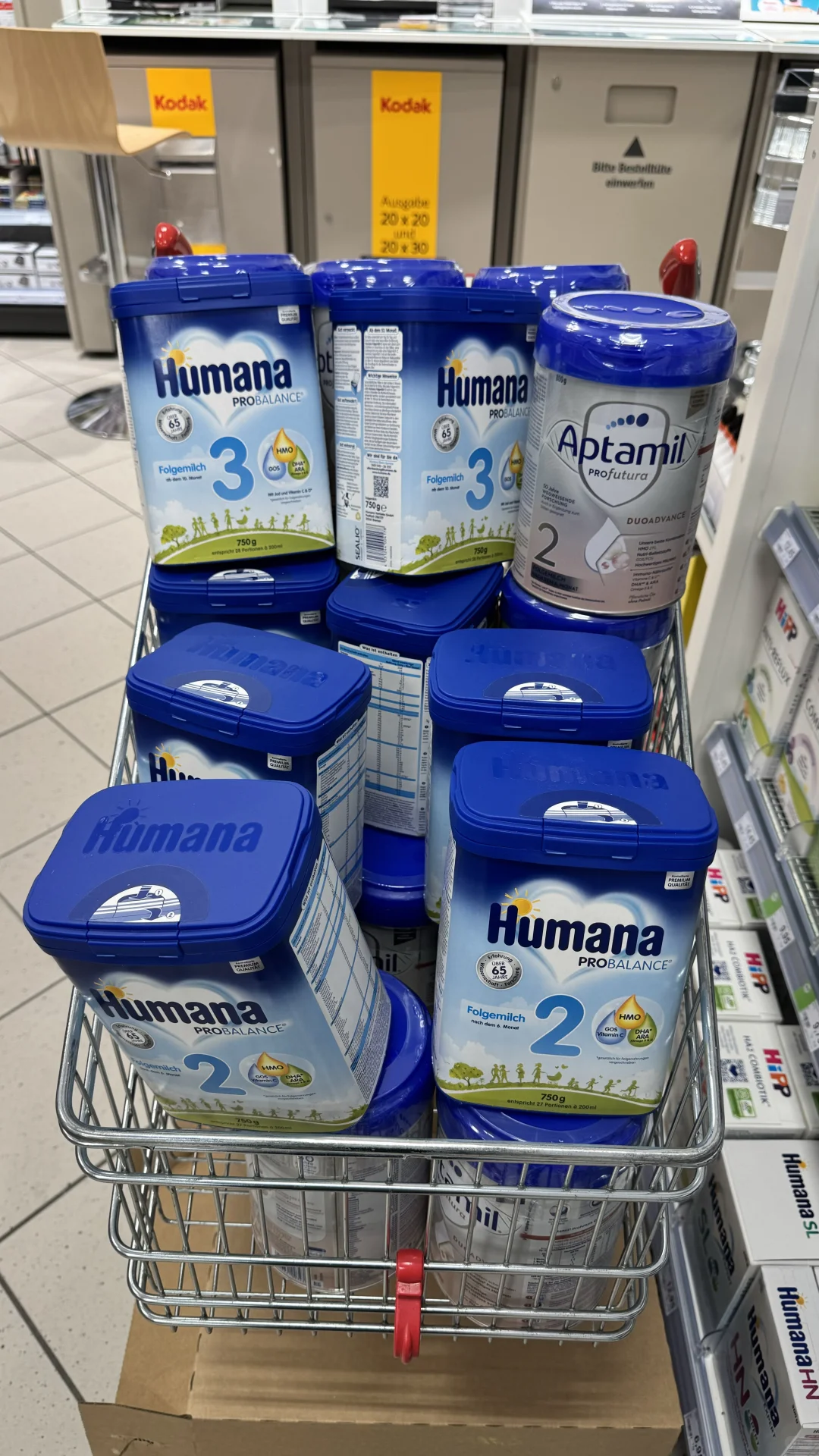 假奶粉曝光，大家的心情也变得焦虑不安。