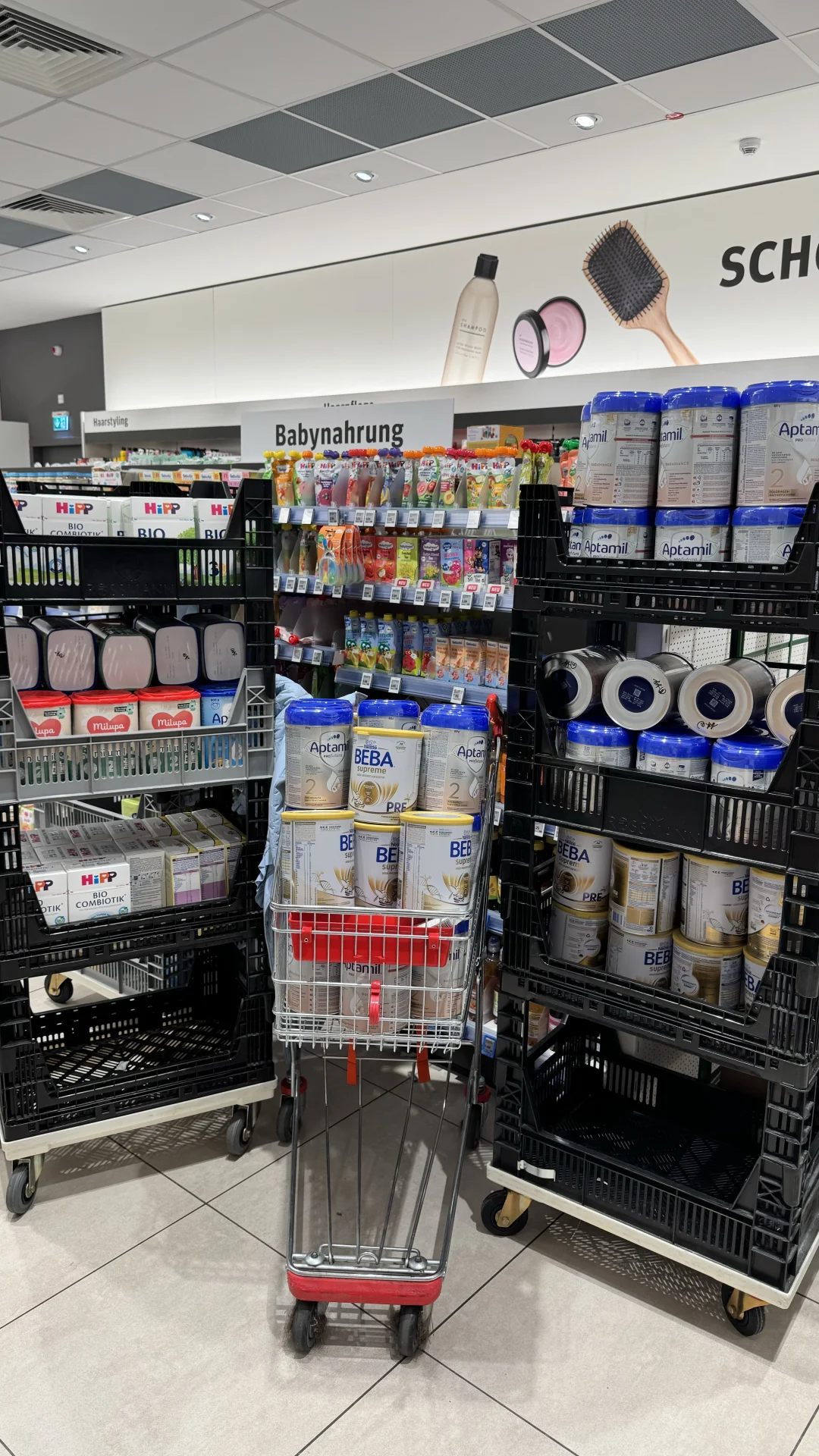 假奶粉曝光，大家的心情也变得焦虑不安。