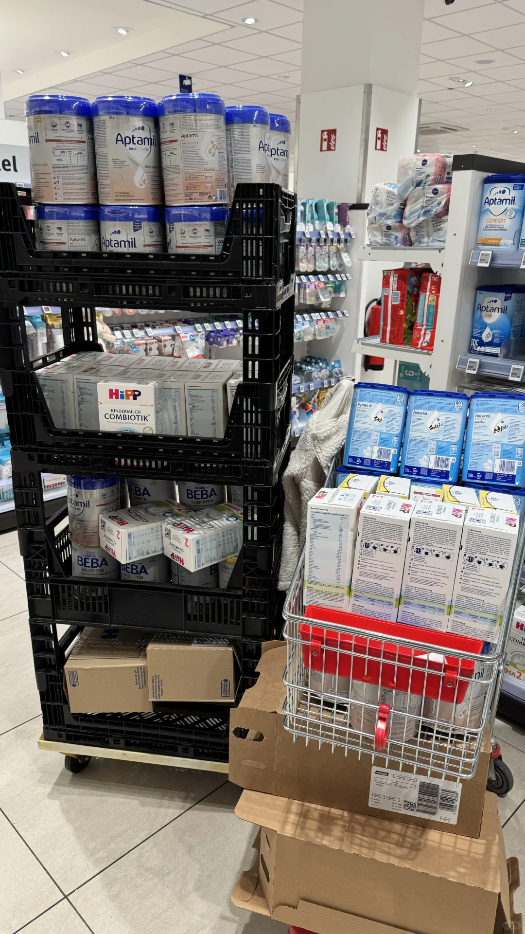 假奶粉曝光，大家的心情也变得焦虑不安。