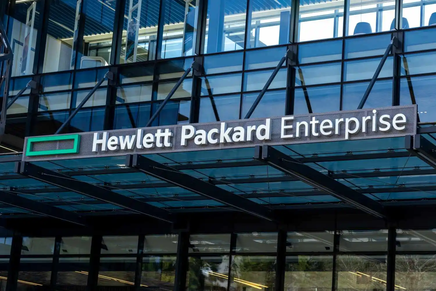 $HPE | Hewlett | 25 Q4 财报速读