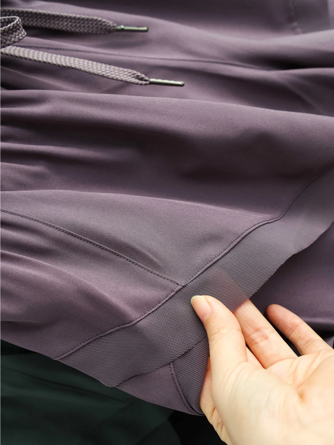 这条运动风假两件裤裙也太绝了吧！！！