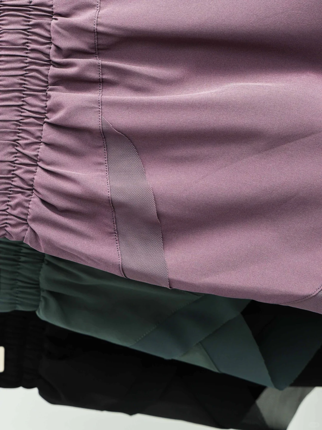 这条运动风假两件裤裙也太绝了吧！！！