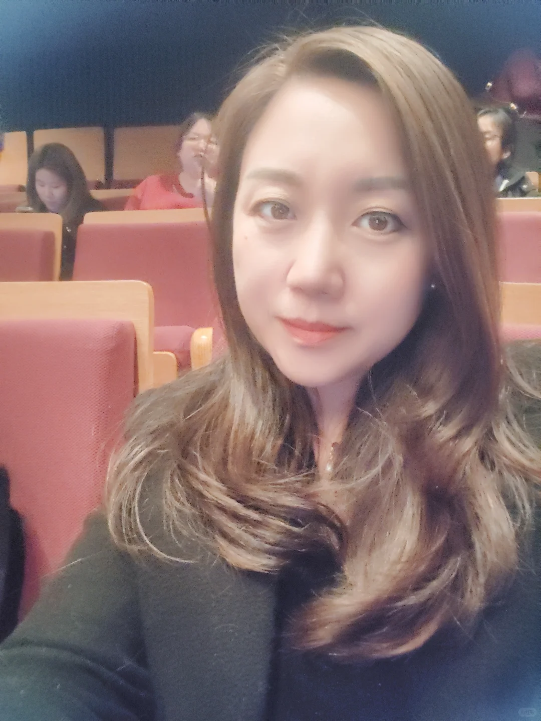 HR也忍不住想吐槽，现在的职场很费“心”