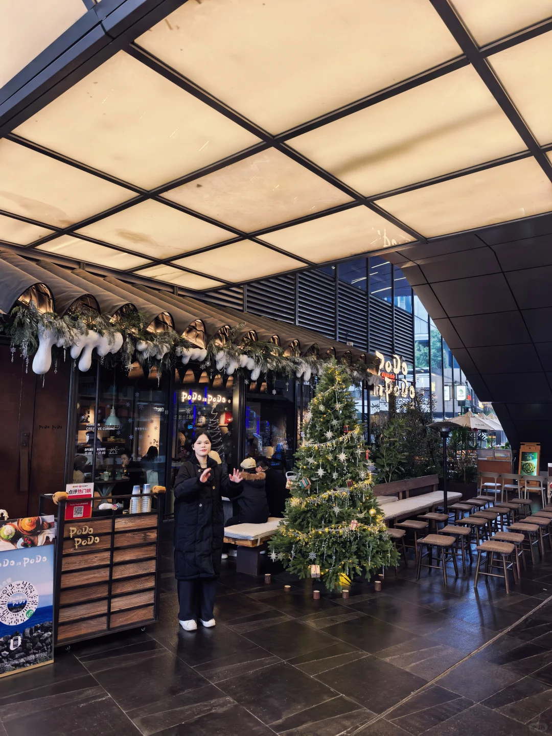 为什么商场会争相引入“漂亮饭”?