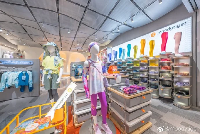 moody tiger,童装界的lululemon的店铺形象