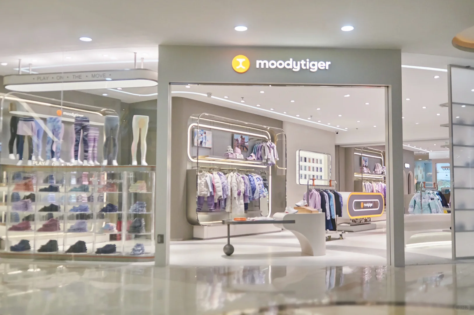 moody tiger,童装界的lululemon的店铺形象