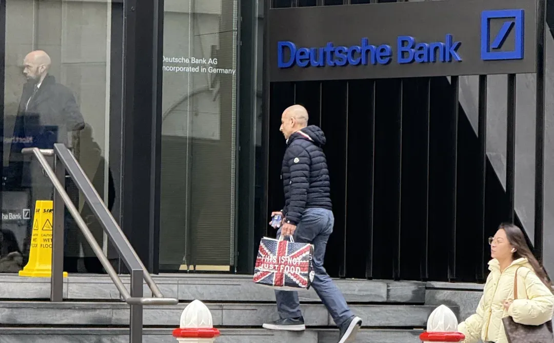 当我们看裁员新闻时到底在看什么?