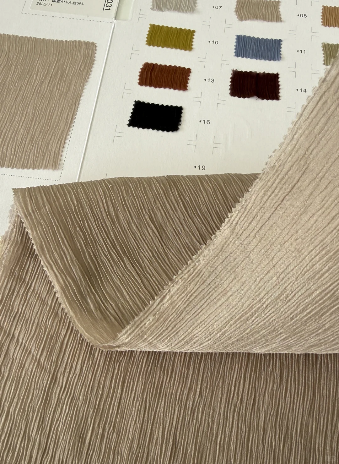 春夏新趋势|薄透铜氨丝绉感面料