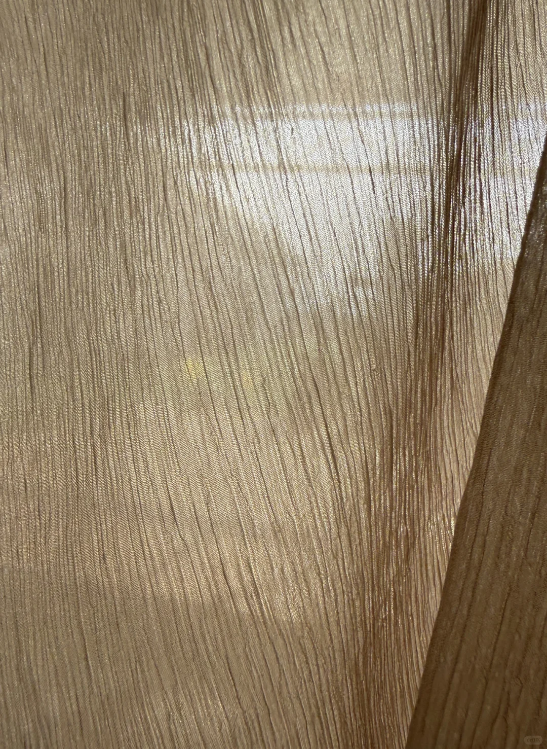 春夏新趋势|薄透铜氨丝绉感面料