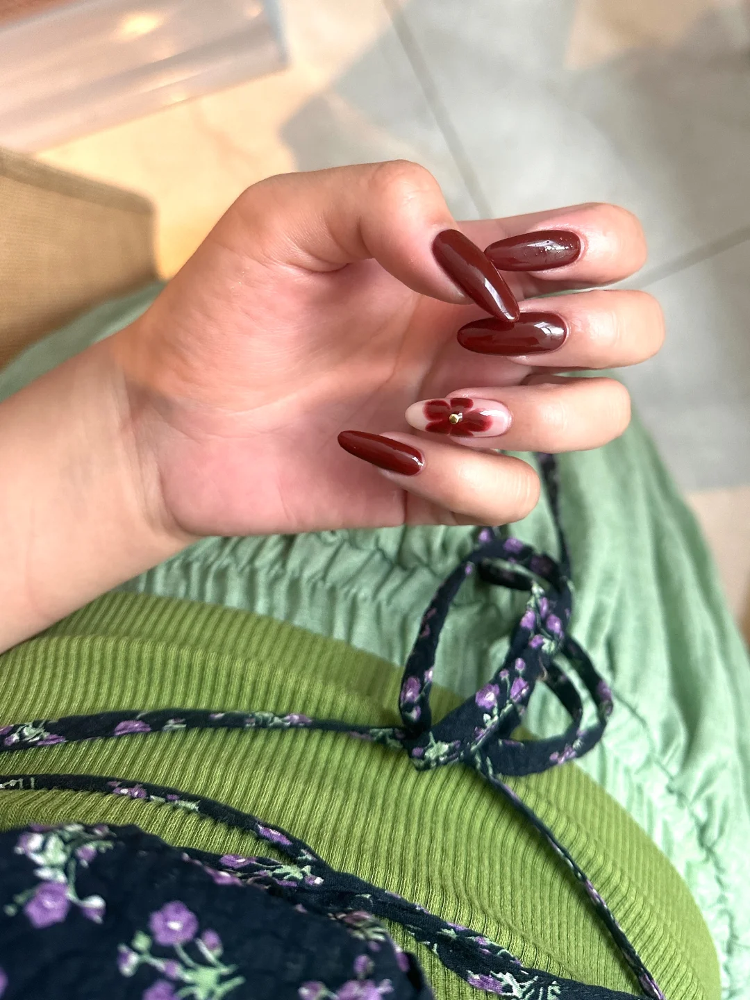 夏天就要做红色美甲?❤️