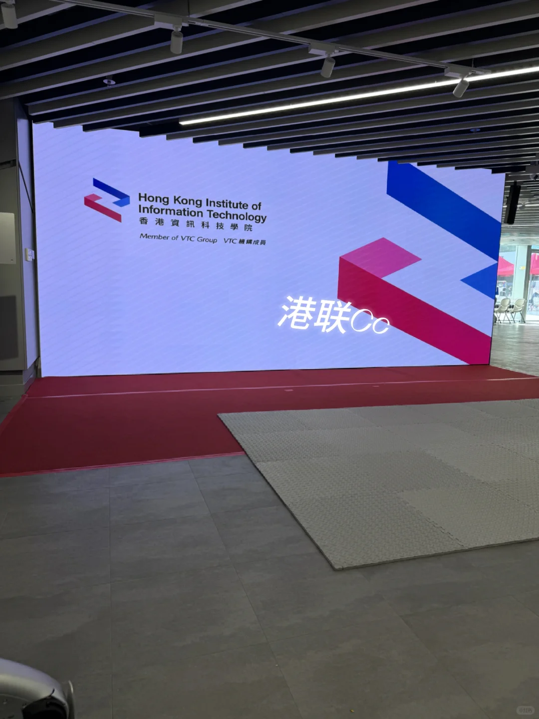 致高考的你:世界很大,未来不只有一条路