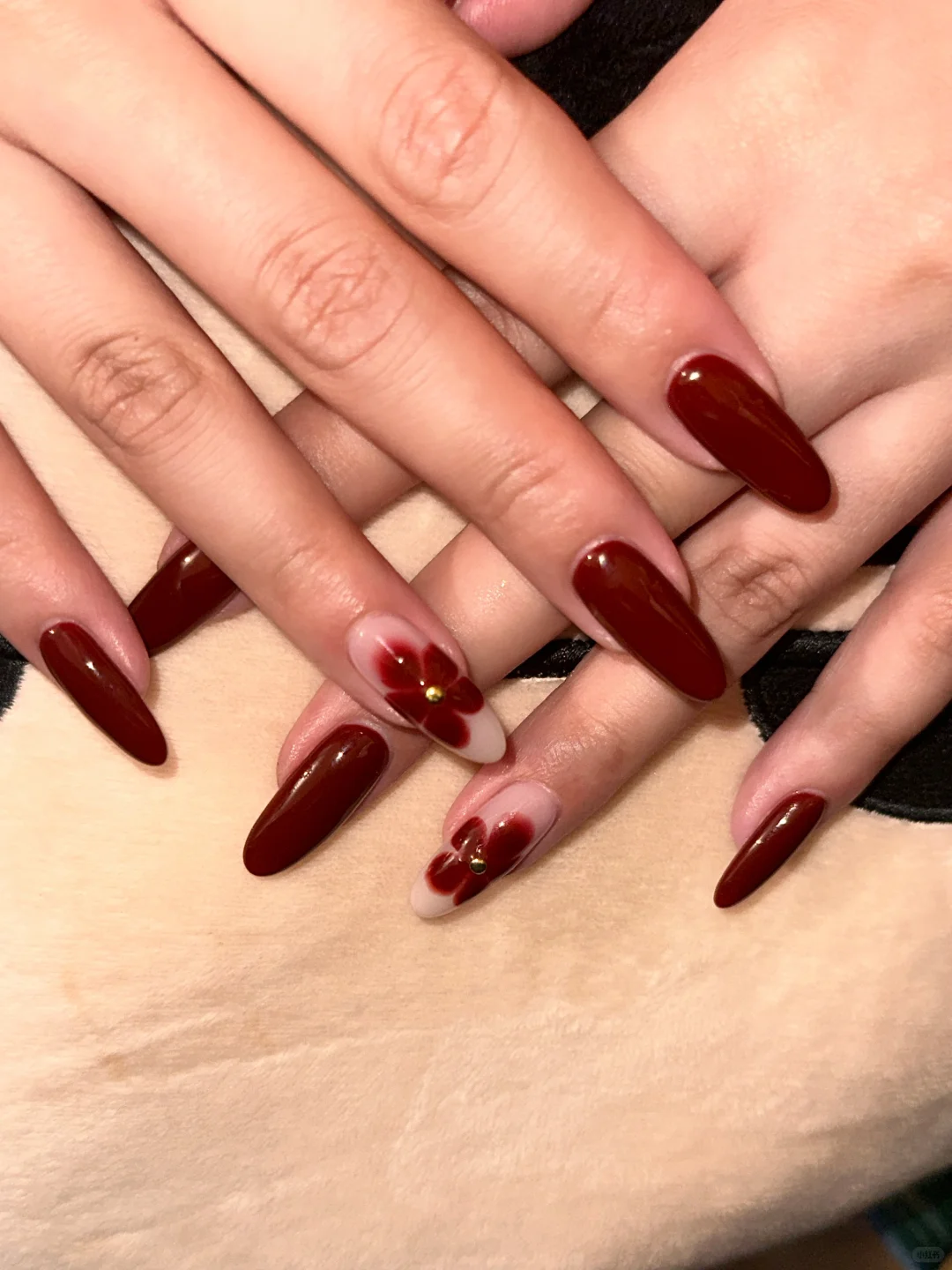 夏天就要做红色美甲?❤️