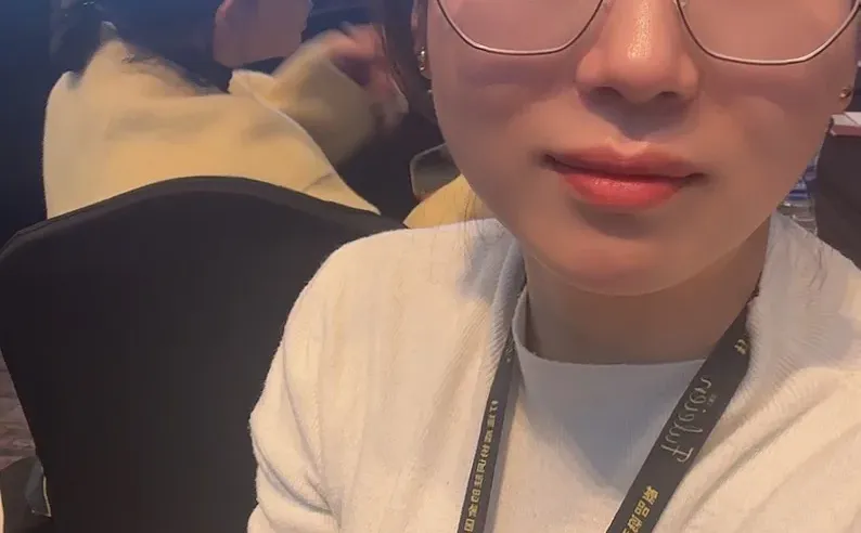 参加公司年会！芙蕾恩年终盛典