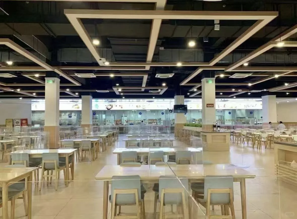 为什么现在的年轻人 都愿意去 半导体企业