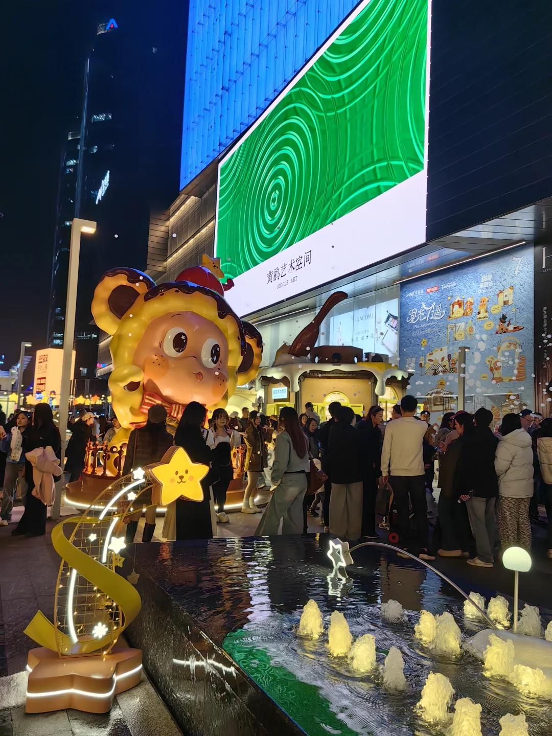 从银行财报，看郑州消费趋势！