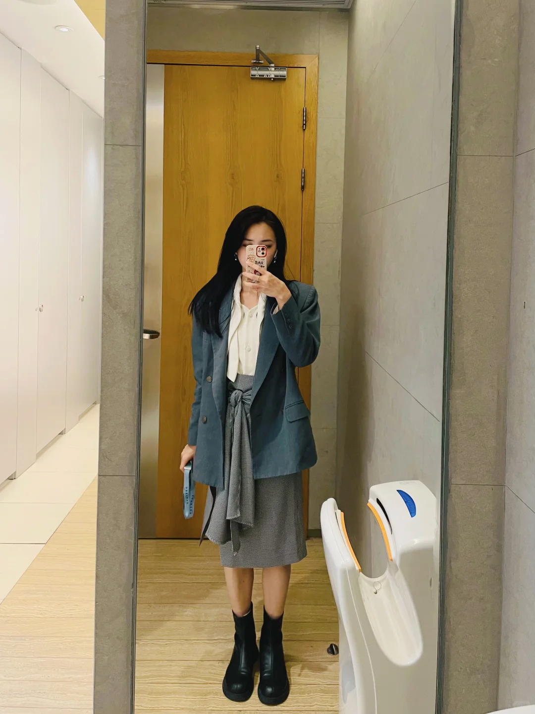 我发现了一个开拓案源的小方法...