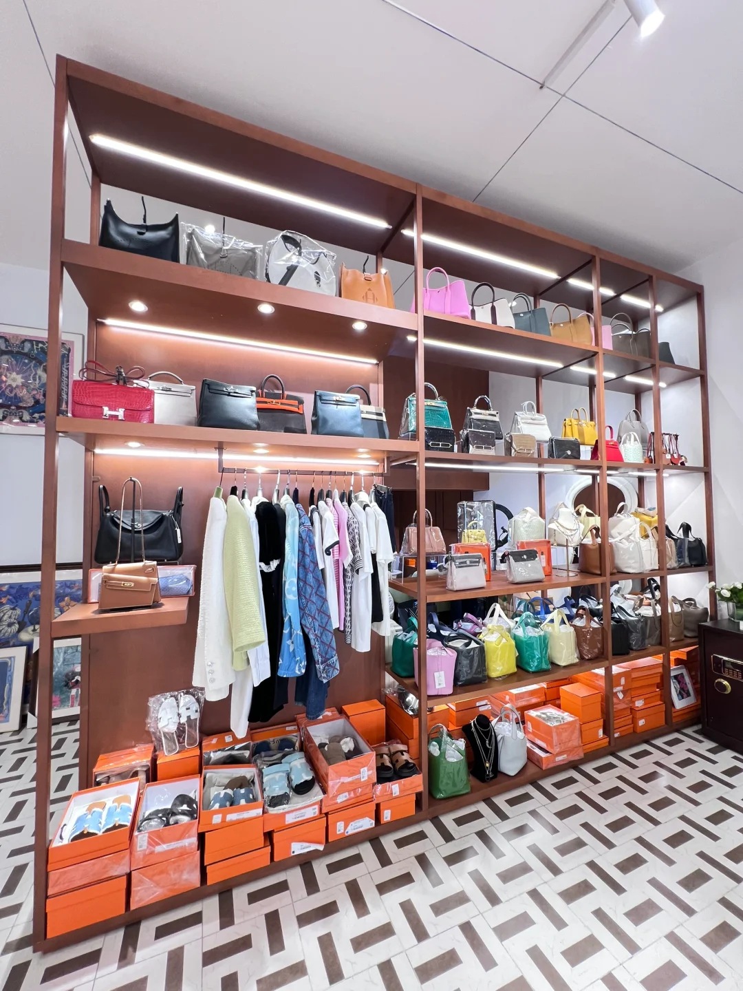 【一泽名站】| 15年二奢老店•专业高价回收 ✅