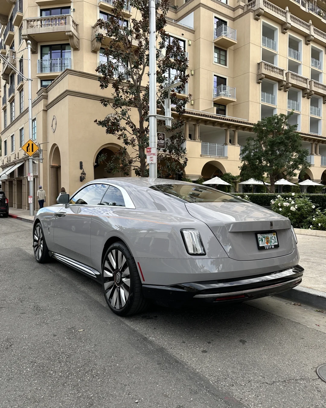 劳斯莱斯Spectre遇困境｜难逃严重贬值压力