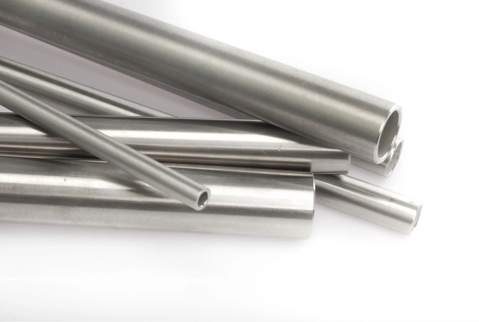 2024年不锈钢精密管市场供需格局分析