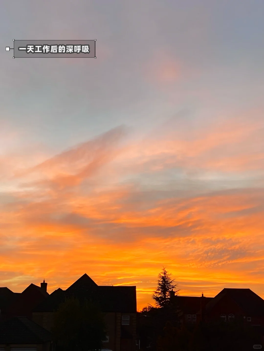 极简主义丨谨慎情绪性消费