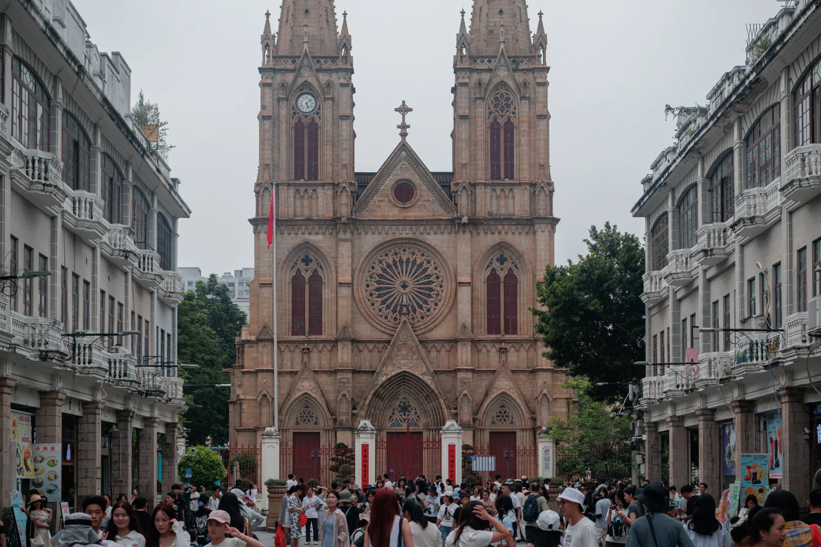 古典与现代完美融合的城市