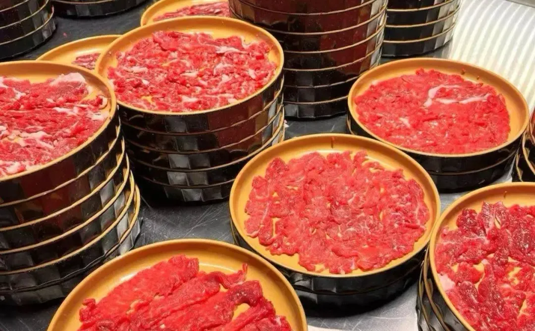 海底捞大排档全国首店开业，又要掀牌桌了