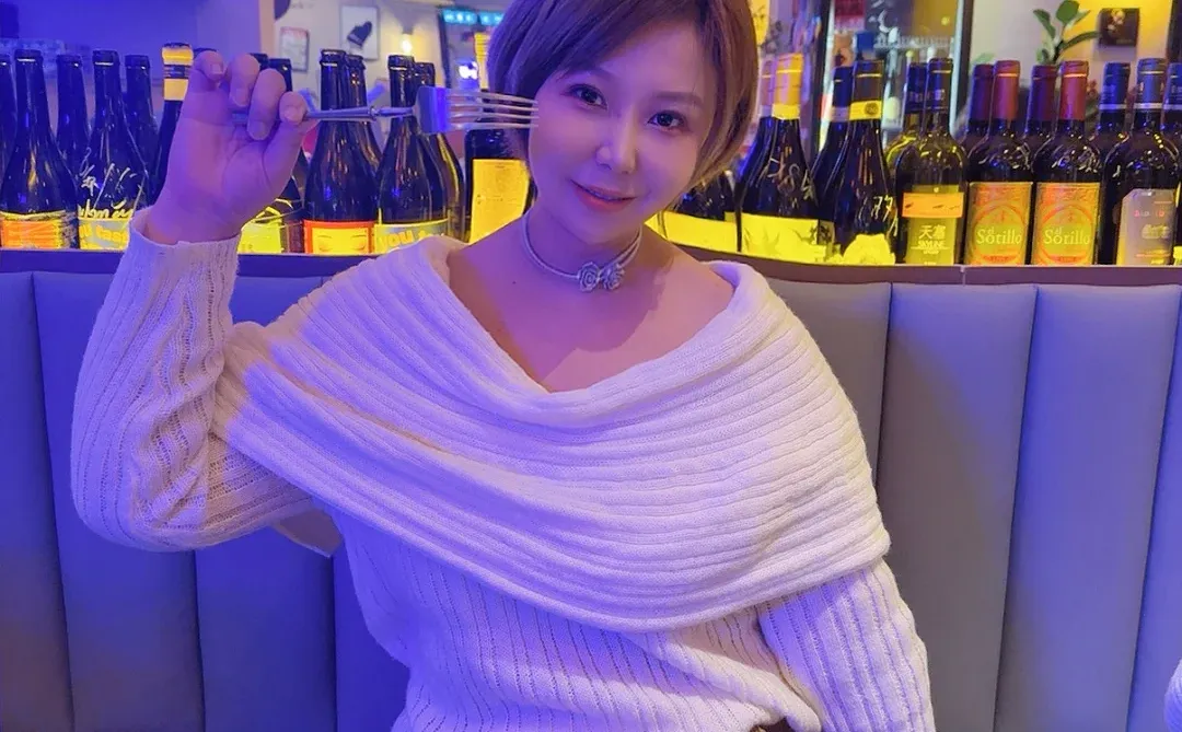 乌市年轻人请客新选择:炉师 Bistro氛围拉满