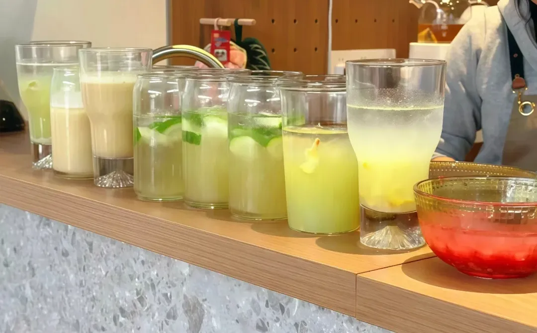 别再猜了!一篇看懂茶饮研发师的真实工作