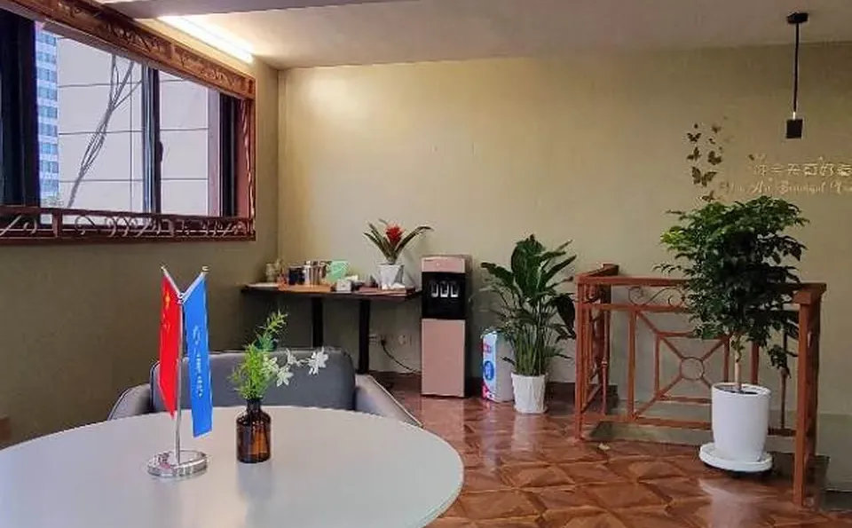 波特营创意园沿街独栋62平