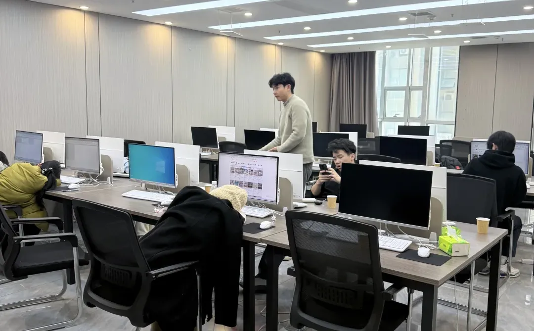 电商运营小白友好岗！带薪培训+不卷氛围?