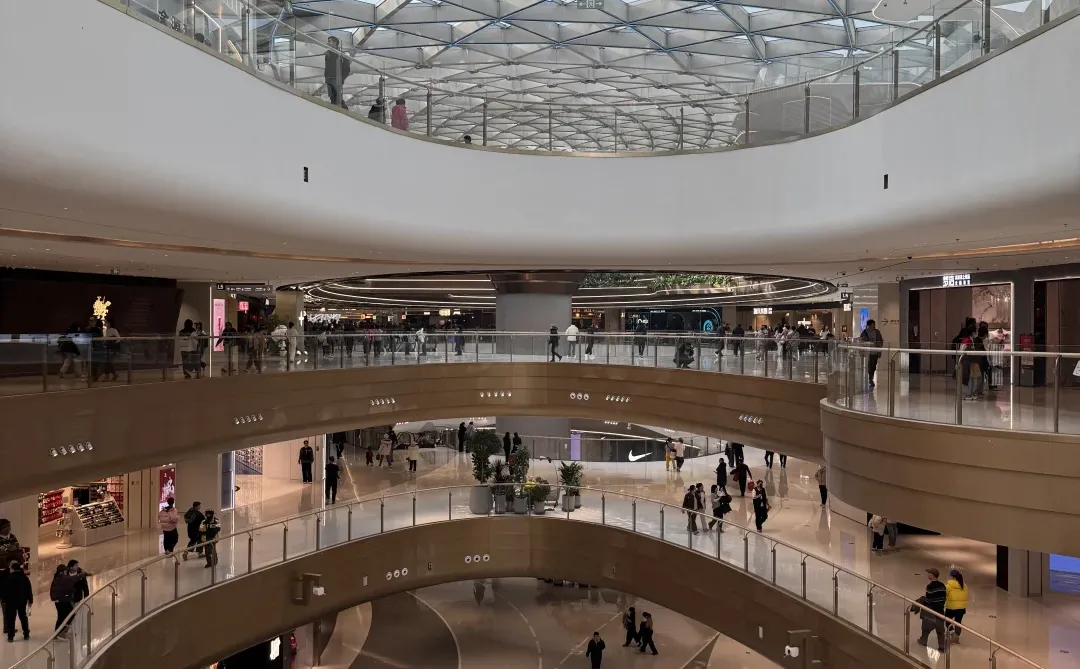 北京最大商场开了！谁说经济下行的？