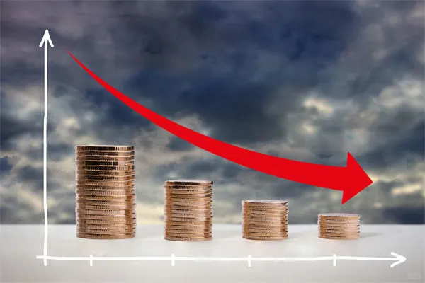 利润持续下滑，突破红海竞争找到增长密码！