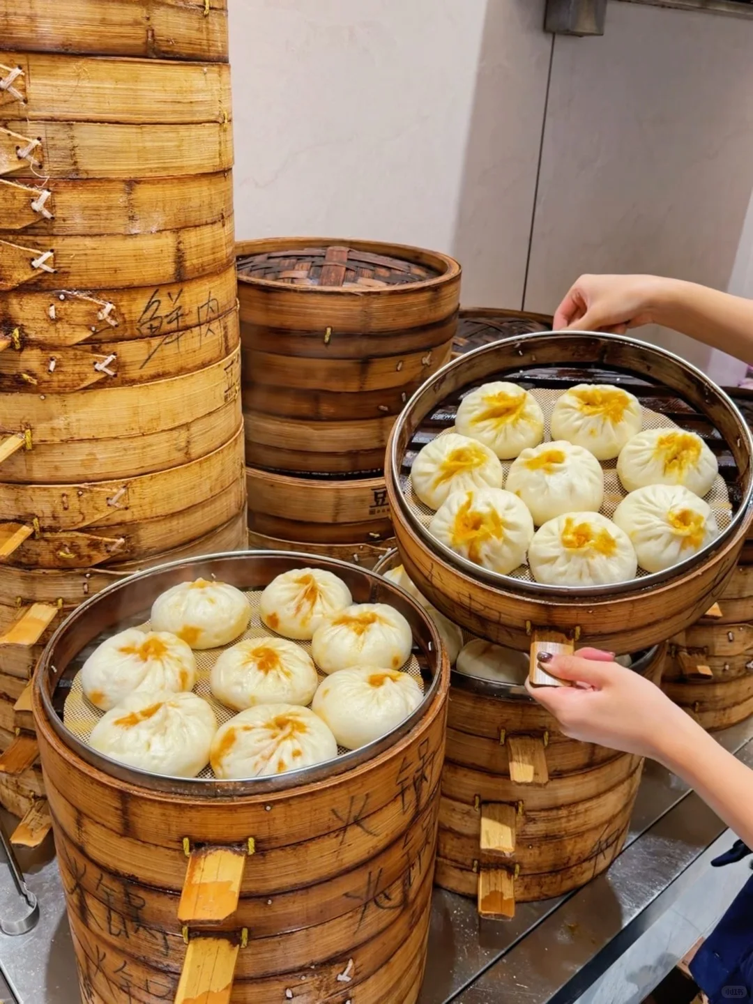 活该人家发财,真的是用脑子做包子