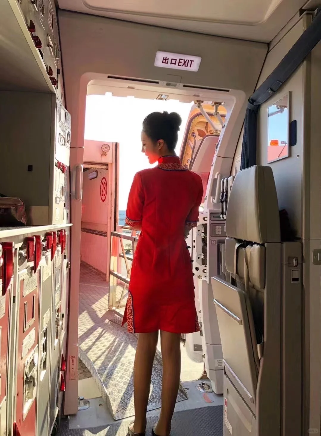 从云端到门店-从乘务员到蔚来服务顾问