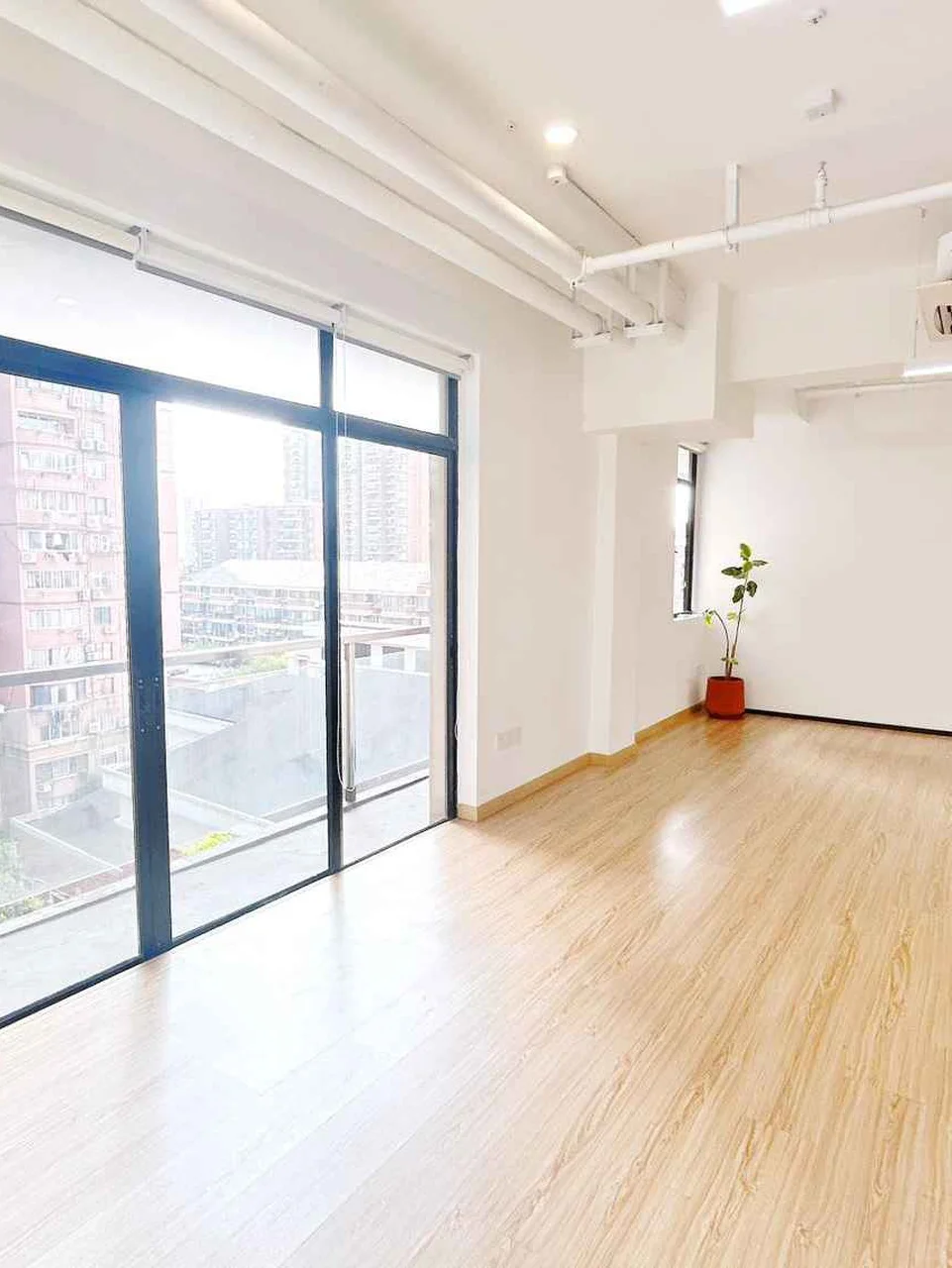 静安WE 71㎡创意空间 双地铁新装修