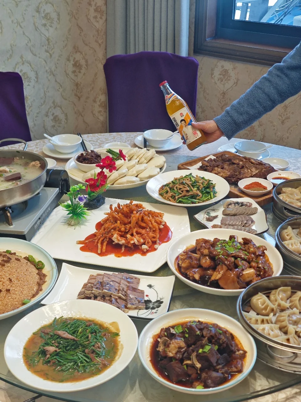 本地人带路才找到…穹窿山下的皇帝级羊肉馆