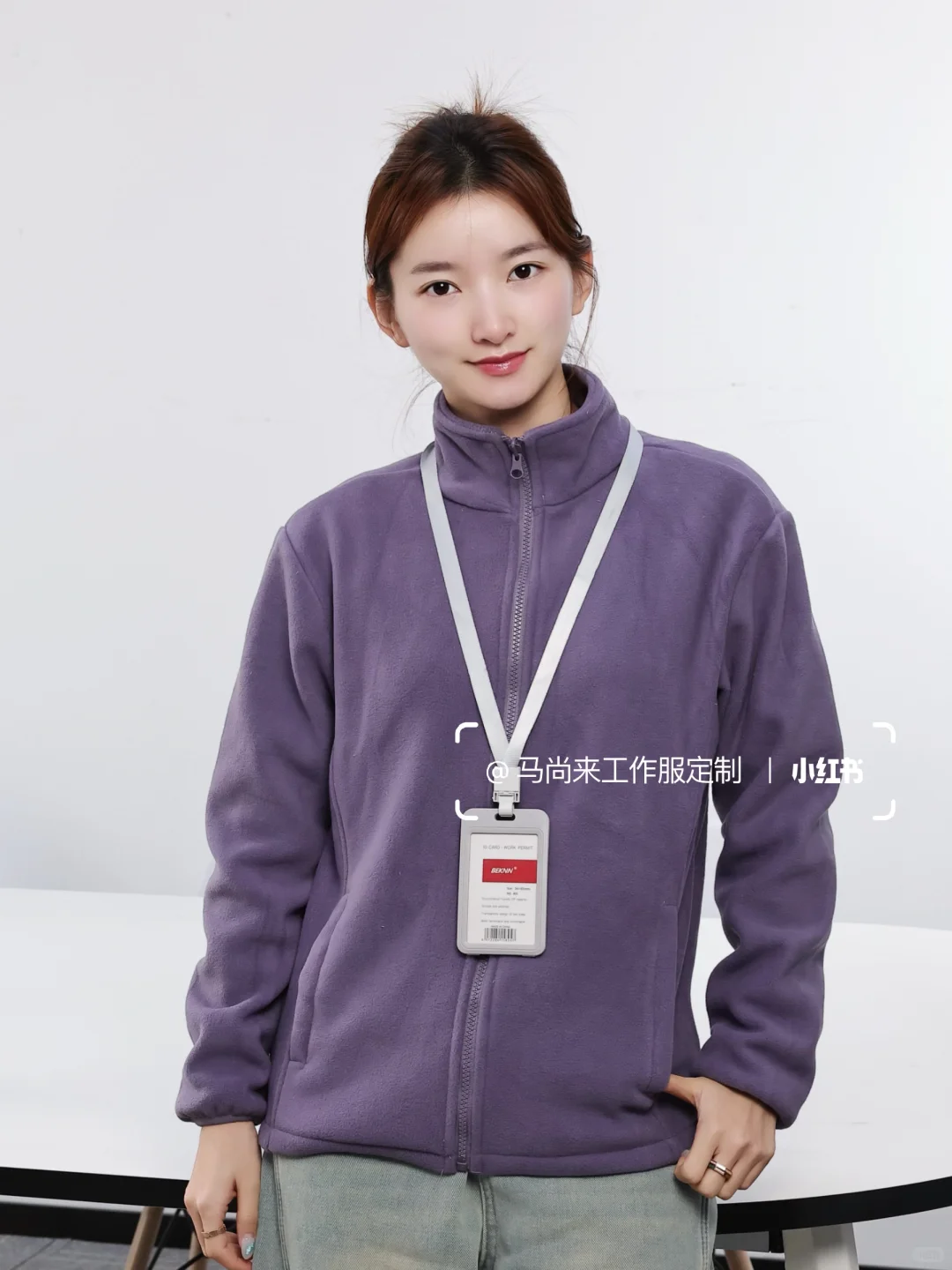 【冲锋衣定制】选企业VI色作定制方案也太绝了