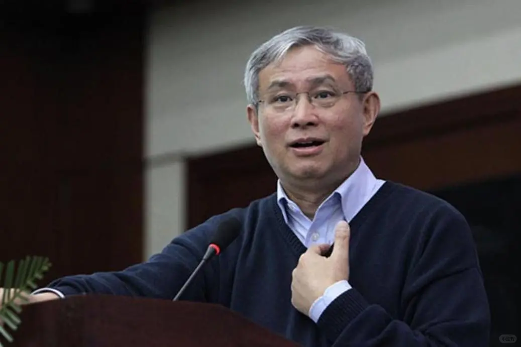 周其仁｜经济学界的“田野派”大师！