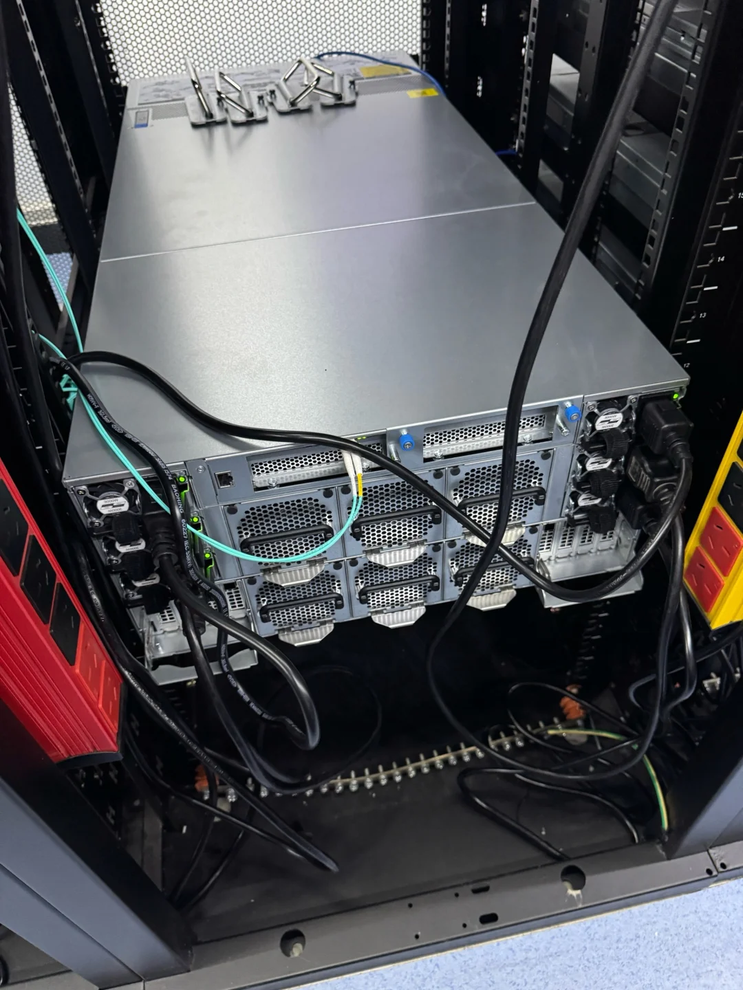 济南服务器托管:企业数字化算力核心保障