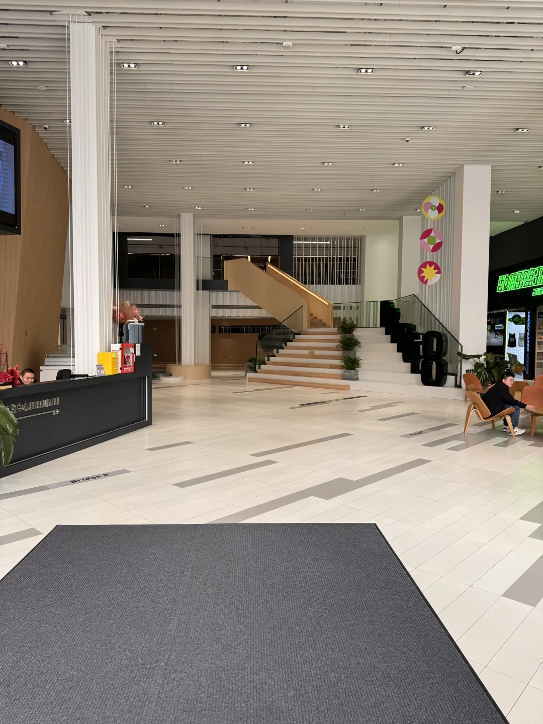 把办公室搬进“艺术馆”？这才是理想工作环境