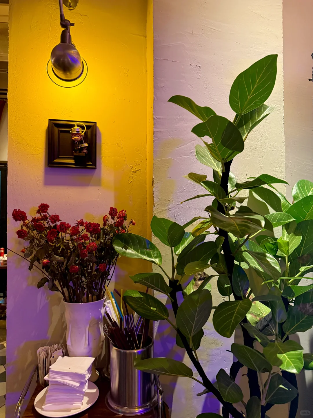 乌市年轻人请客新选择:炉师 Bistro氛围拉满