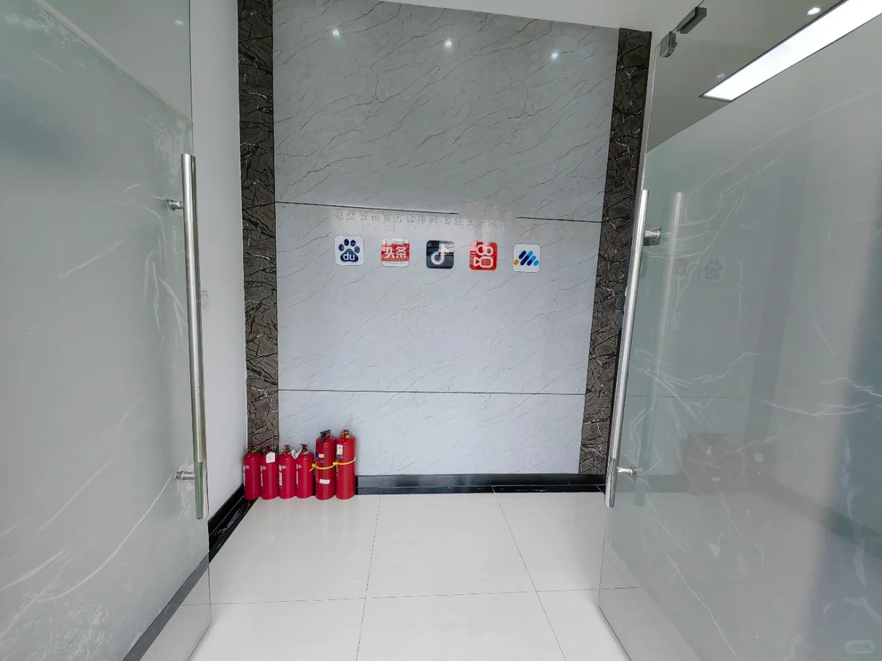 ?6800住进深圳文化创意园！