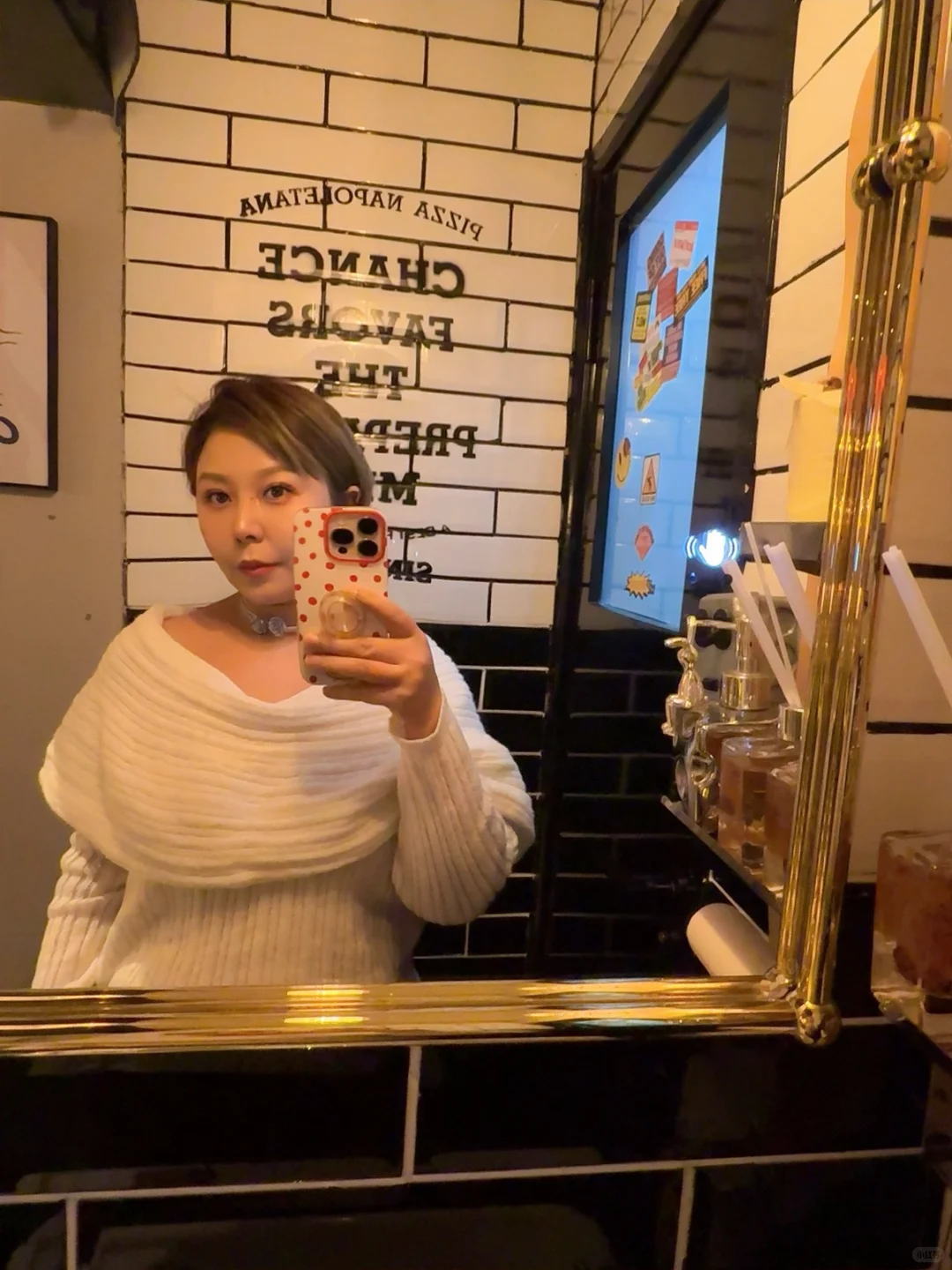 乌市年轻人请客新选择:炉师 Bistro氛围拉满