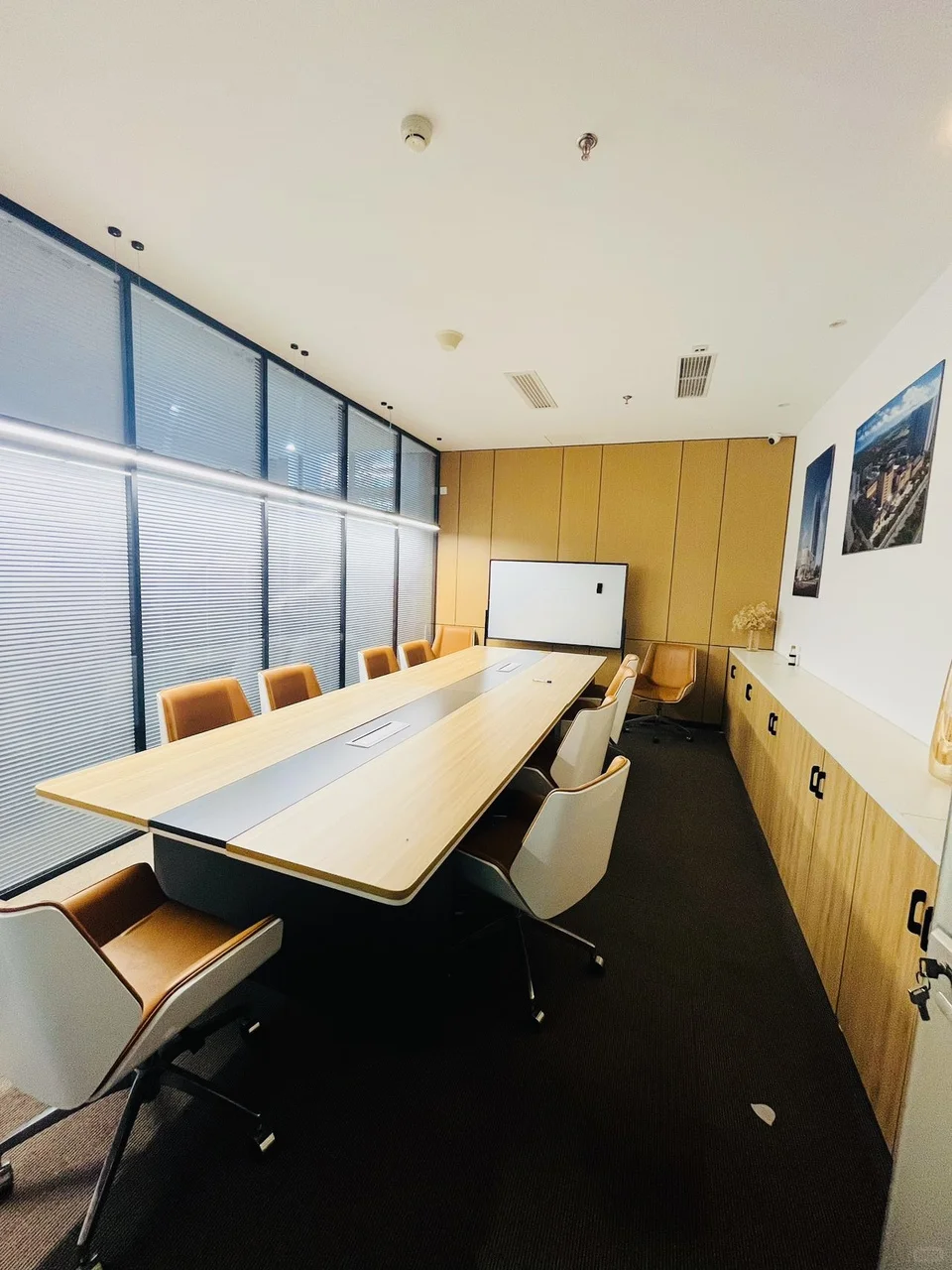 广园产业园 独栋双门头 高挑空