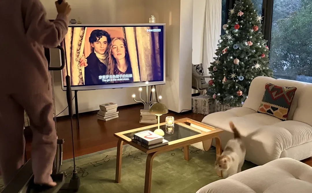 住进干净通透的家后,早晚运动都很积极