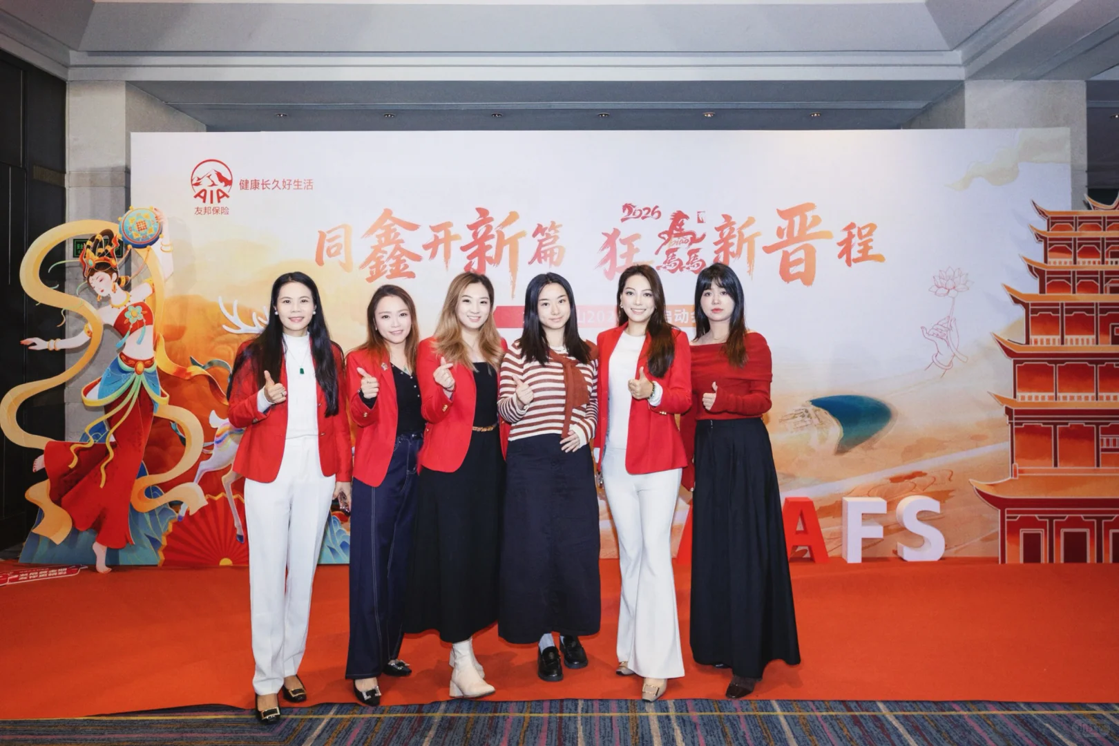 坦白局：为什么离开教培，All In银发经济赛道