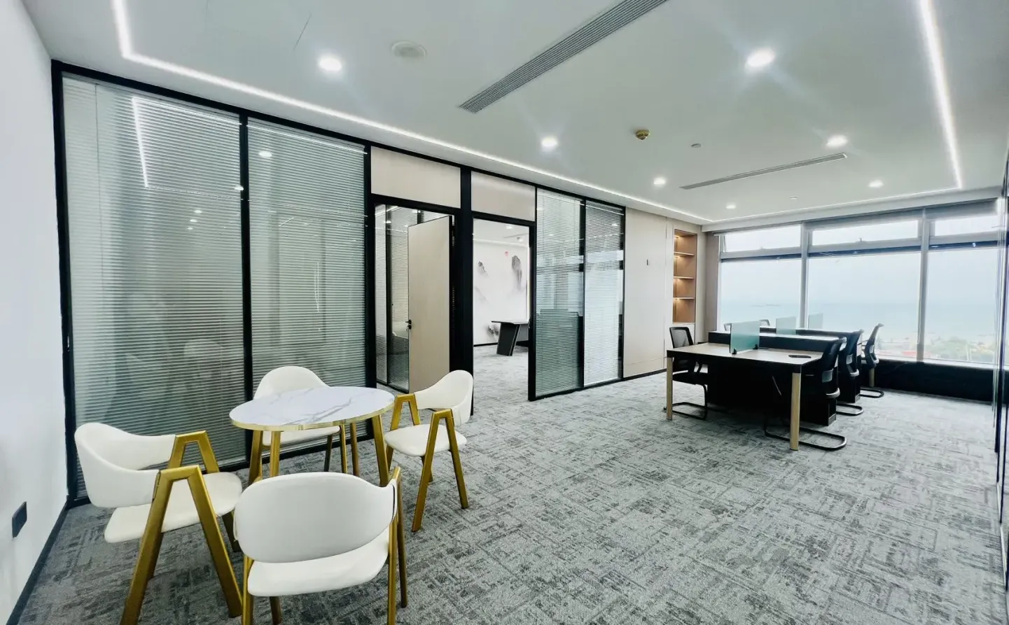 观音山210平3+1格局 地铁口 海景 特价直租