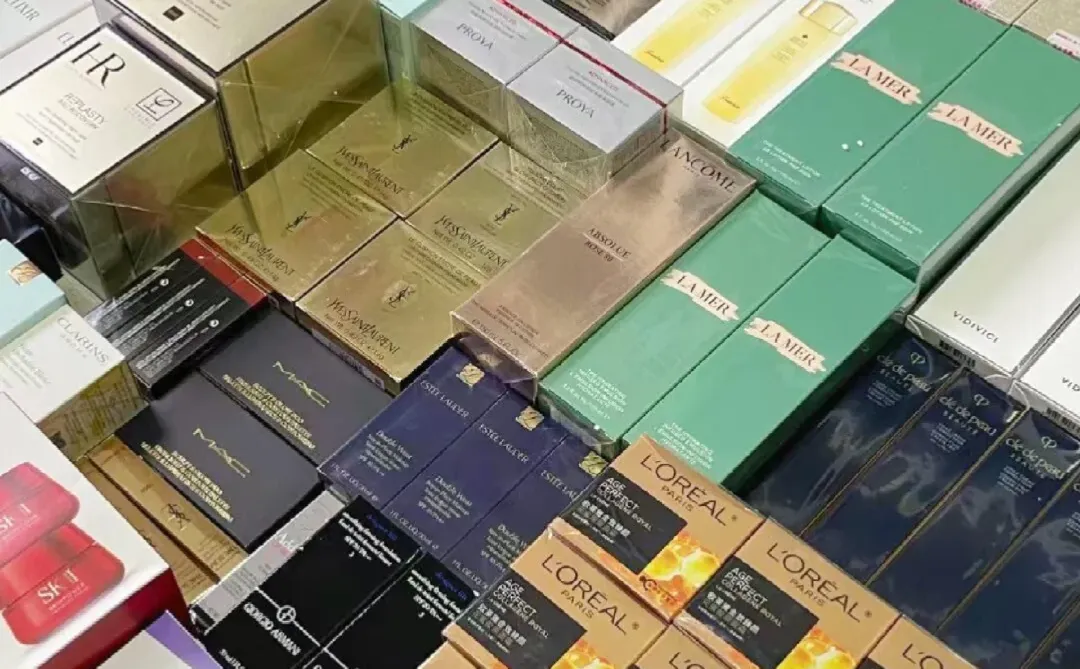 大牌美妆货源揭秘！才懂“暴利”