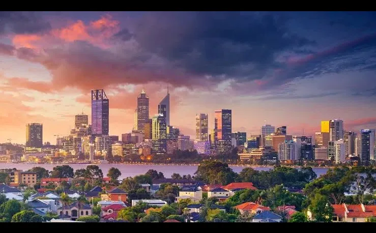 珀斯经济连续8年盈利！成澳洲最强一哥！
