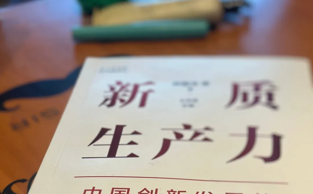 真正能帮你建立认知框架的，是这5本书